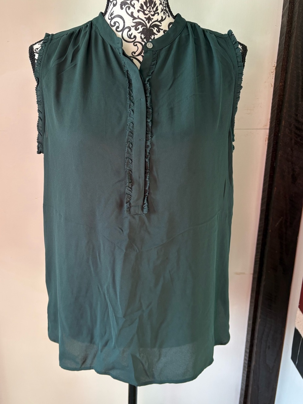 Loft Size Medium Deep Green Semi-Sheer Sleeveless Ruffle-Trim Blouse